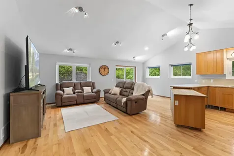 13593 Embry Way Apple Valley MN 55124