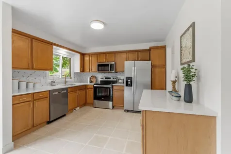 6589 E Fish Lake Road Maple Grove MN 55369
