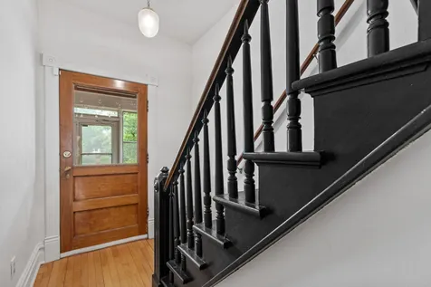 689 Oakdale Avenue Saint Paul MN 55107