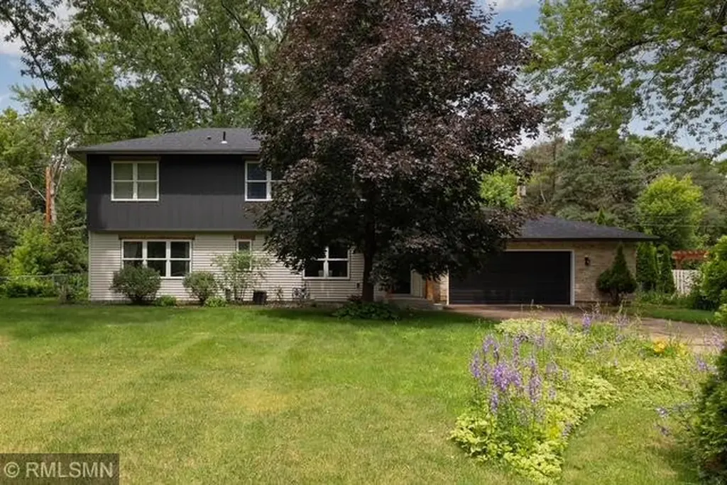 17710 13th Avenue N Plymouth MN 55447