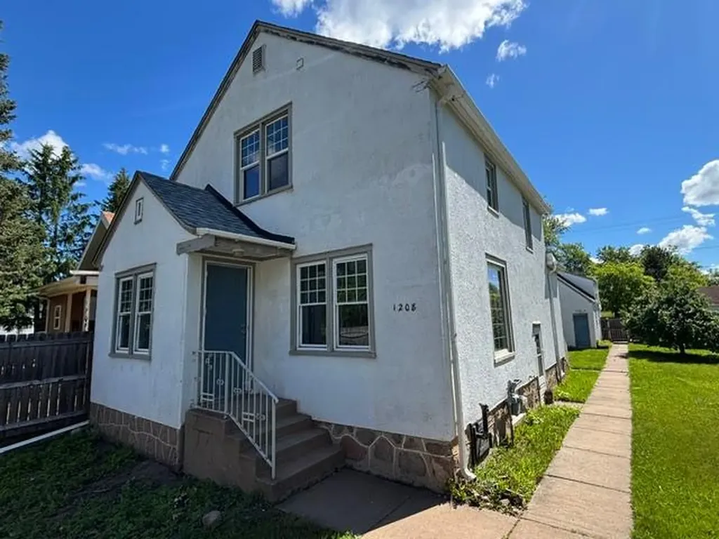 1208 12th Avenue E Hibbing MN 55746