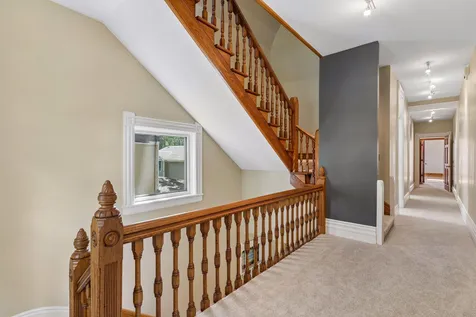 422 Laurel Avenue Saint Paul MN 55102
