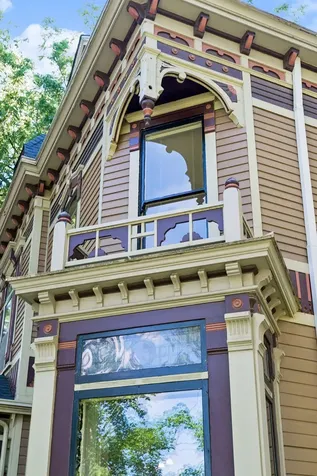 422 Laurel Avenue Saint Paul MN 55102
