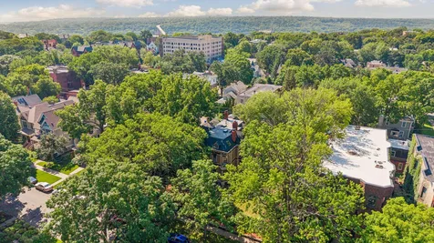 422 Laurel Avenue Saint Paul MN 55102