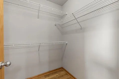 1685 Philipp Way Shakopee MN 55379