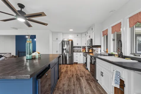 28130 140th Street NW Zimmerman MN 55398