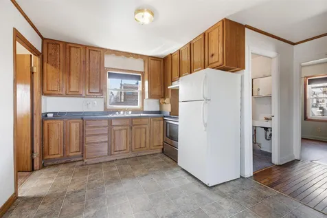 216 1st St SW Chisholm MN 55719