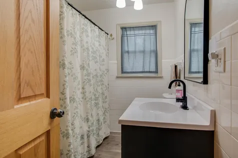 424 15th Street S Moorhead MN 56560
