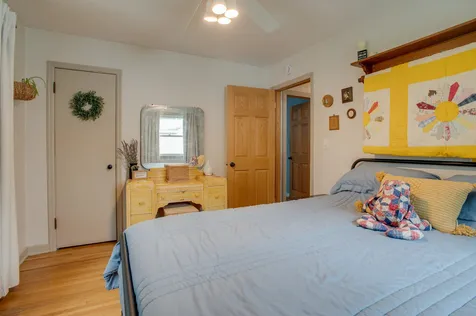 424 15th Street S Moorhead MN 56560