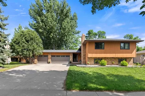 2101 26th Avenue S Fargo ND 58103