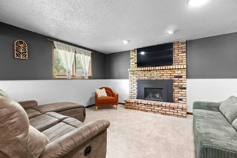 2101 26th Avenue S Fargo ND 58103