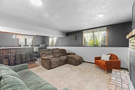 2101 26th Avenue S Fargo ND 58103