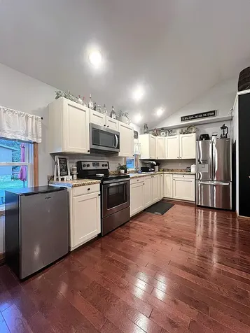 420 Oakwood Street Millville MN 55957