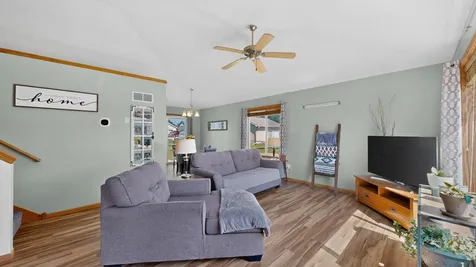522 Brook Avenue Saint Charles MN 55972