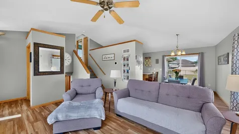 522 Brook Avenue Saint Charles MN 55972