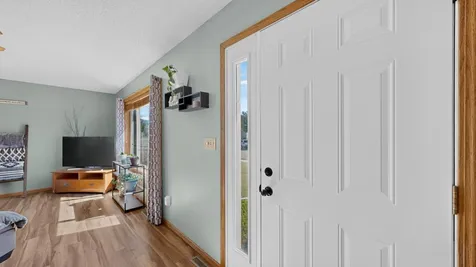 522 Brook Avenue Saint Charles MN 55972