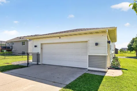 522 Brook Avenue Saint Charles MN 55972