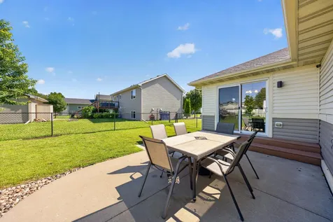 522 Brook Avenue Saint Charles MN 55972
