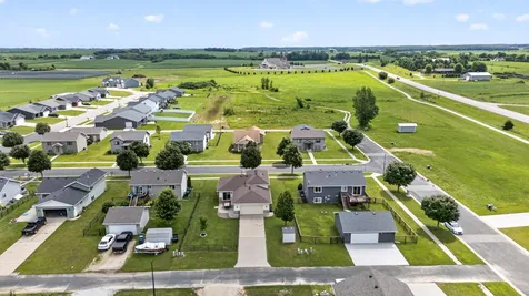 522 Brook Avenue Saint Charles MN 55972
