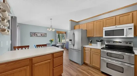 522 Brook Avenue Saint Charles MN 55972