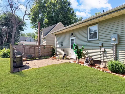 506 Lynd Street Marshall MN 56258