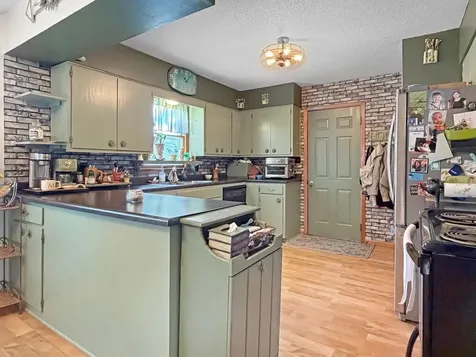 506 Lynd Street Marshall MN 56258