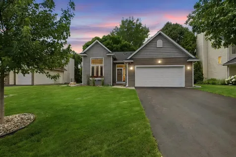 1222 Fallbrook Lane Woodbury MN 55125