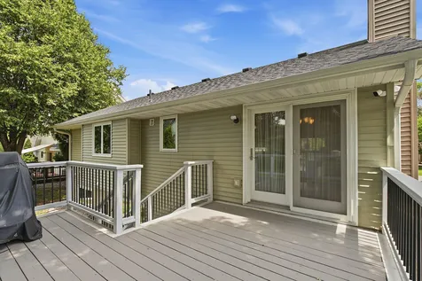 1222 Fallbrook Lane Woodbury MN 55125