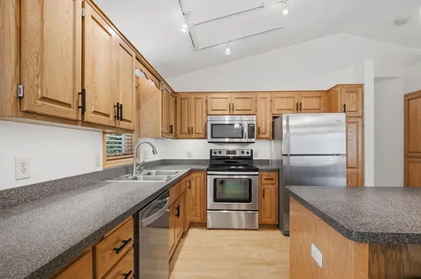 1222 Fallbrook Lane Woodbury MN 55125