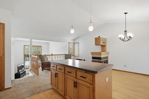 1222 Fallbrook Lane Woodbury MN 55125
