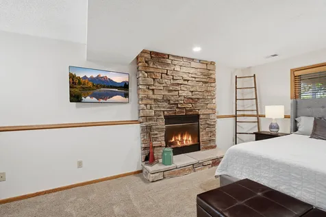 1222 Fallbrook Lane Woodbury MN 55125