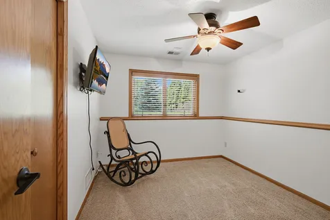 1222 Fallbrook Lane Woodbury MN 55125