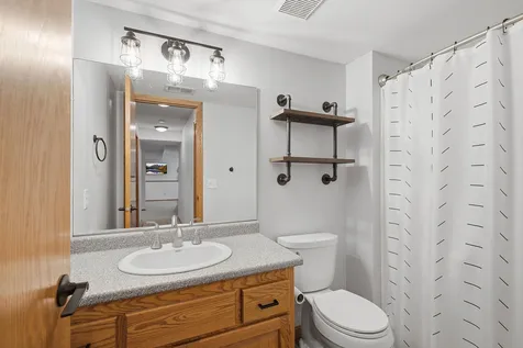 1222 Fallbrook Lane Woodbury MN 55125