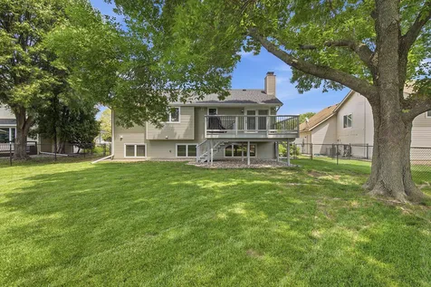 1222 Fallbrook Lane Woodbury MN 55125