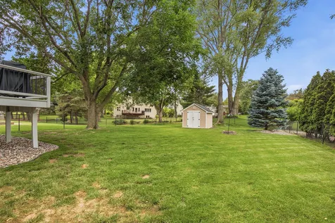1222 Fallbrook Lane Woodbury MN 55125