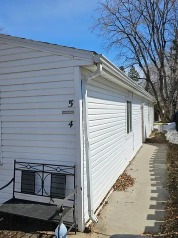 630 10th Street N Moorhead MN 56560