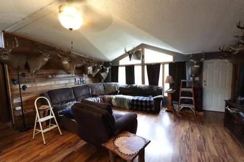 752 Lenmark Lane Badger MN 56714