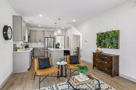 2414 Como Avenue SE Minneapolis MN 55414