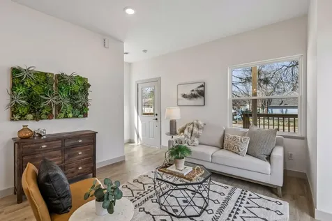 2414 Como Avenue SE Minneapolis MN 55414