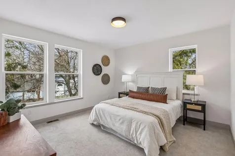 2414 Como Avenue SE Minneapolis MN 55414