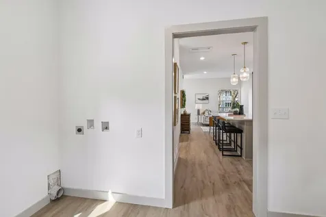 2414 Como Avenue SE Minneapolis MN 55414