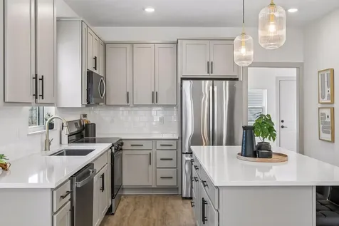 2414 Como Avenue SE Minneapolis MN 55414