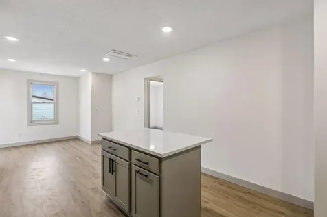 2414 Como Avenue SE Minneapolis MN 55414