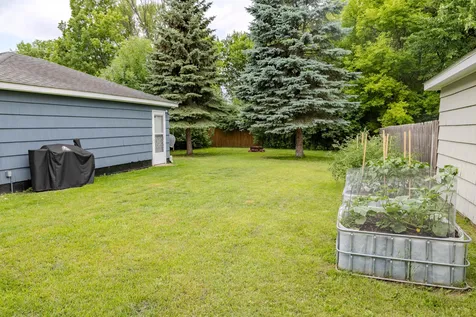 421 S 18th Street S Moorhead MN 56560