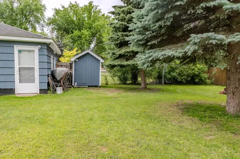 421 S 18th Street S Moorhead MN 56560