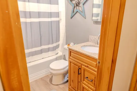421 S 18th Street S Moorhead MN 56560