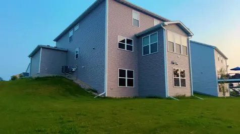 9876 Ambrose Road Woodbury MN 55129