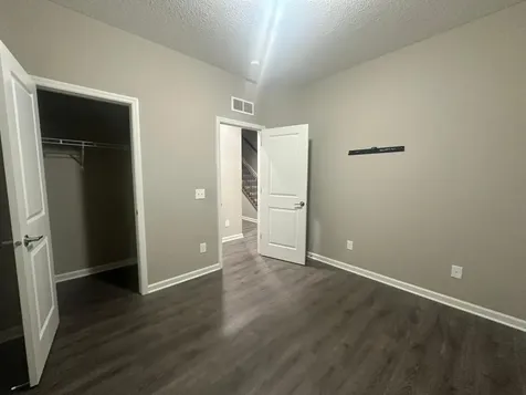 9876 Ambrose Road Woodbury MN 55129