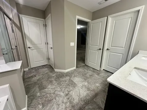 9876 Ambrose Road Woodbury MN 55129
