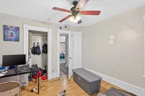2210 Oakland Avenue Minneapolis MN 55404